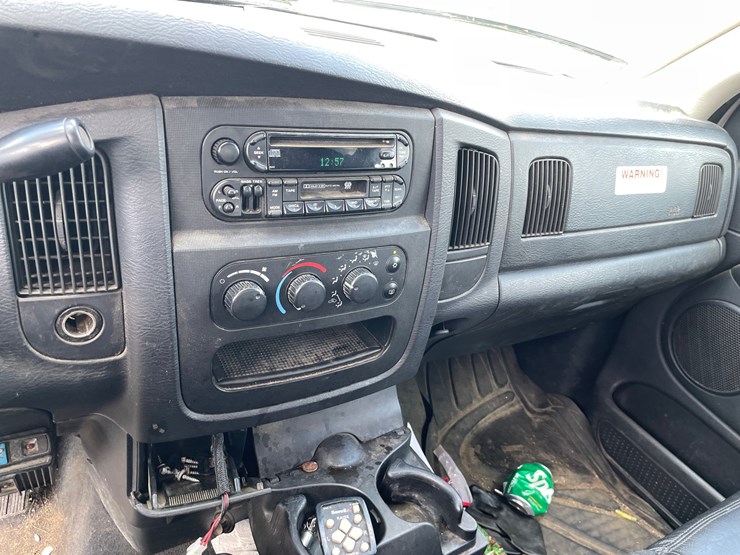 2003-dodge-2500-image-31