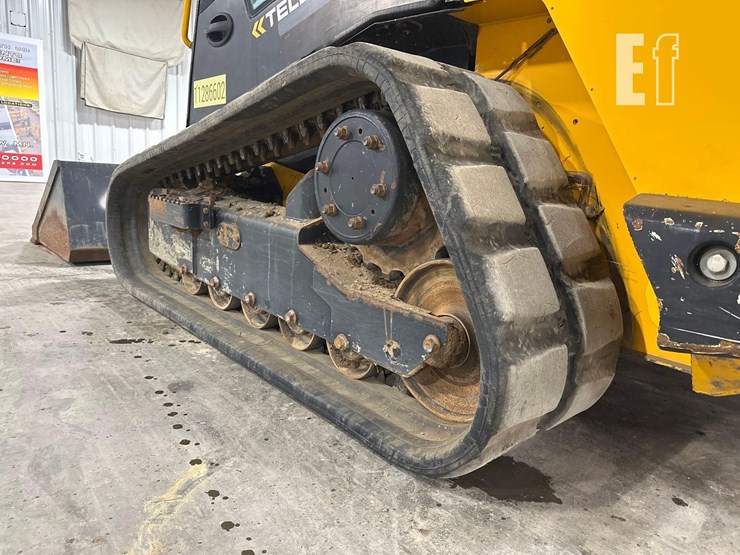 2021-jcb-3ts-8t-image-26