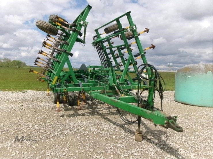 2001-john-deere-980-image-3