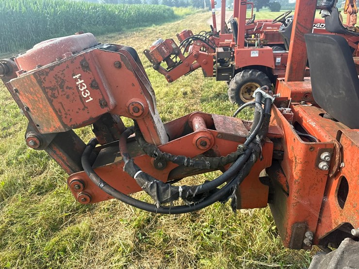 ditch-witch-3700dd-image-26