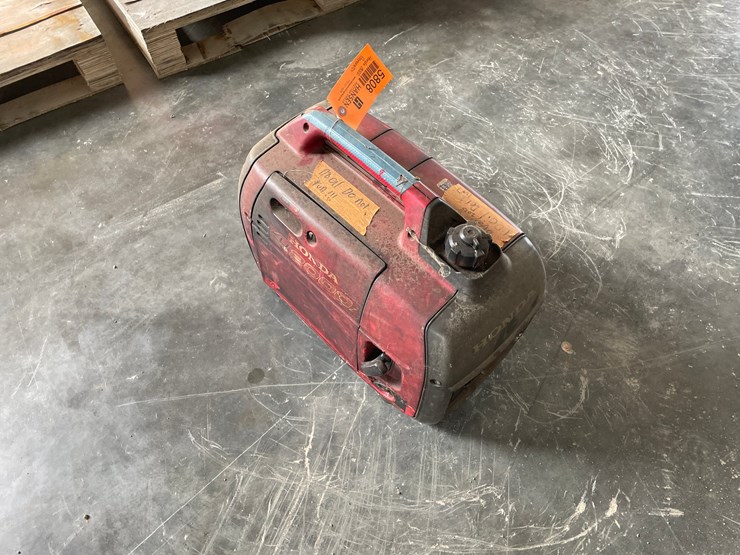 #5808-•-honda-eu2000-generator-image-1