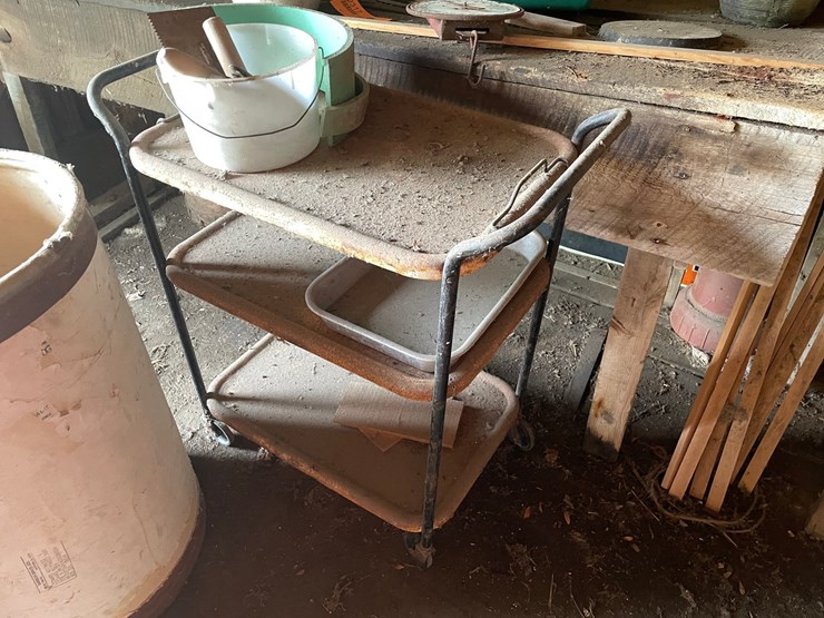 #2317-•-contents-of-wall-and-bench-image-10