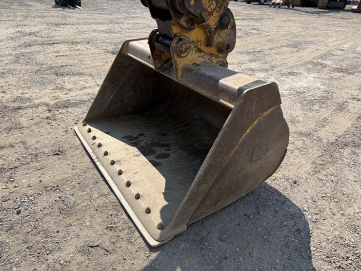 2004-caterpillar-312-image-12