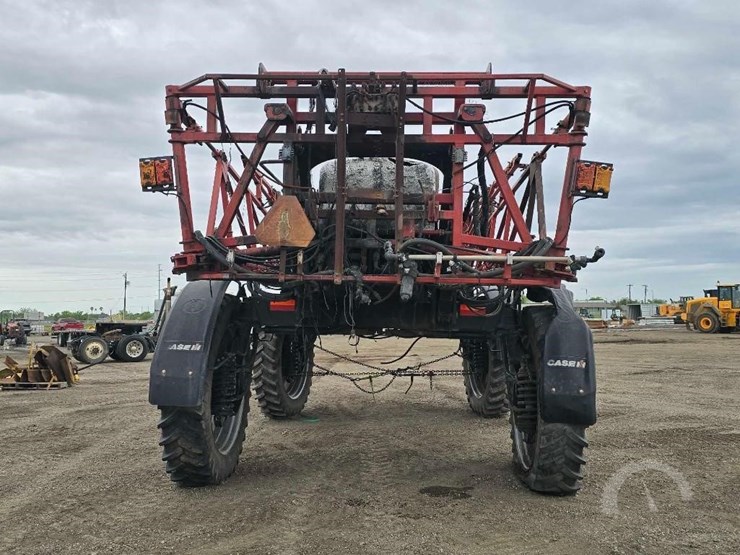 2013-case-ih-patriot-3230-image-8