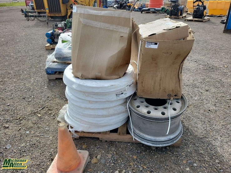 pallet-of-2-rims,6-bundle-of-uponor-aquapexwhite-,lifebreath-hrv-air-exchange-(heater)-,jack,bolt-cu-image-2