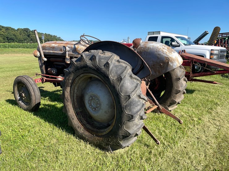 ford-850-image-4