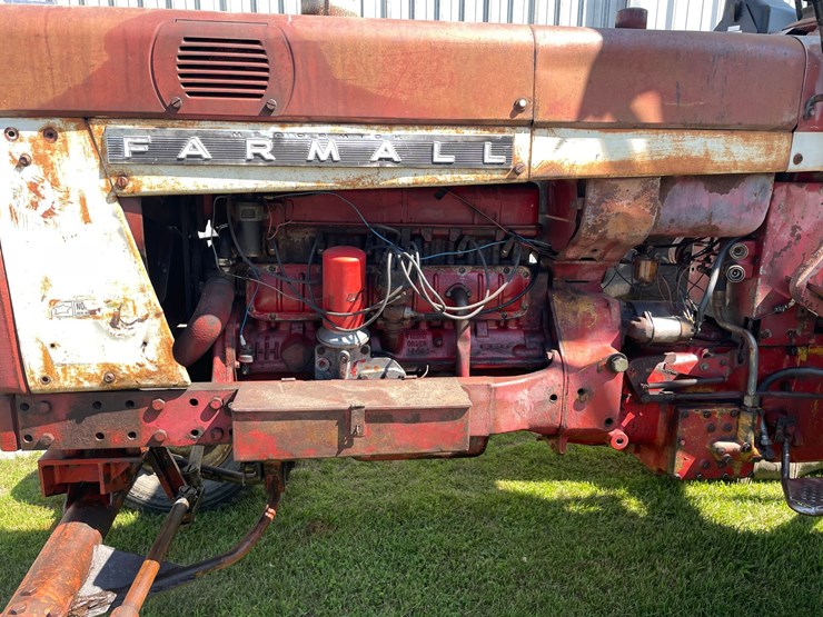 #1020-•-farmall-656-gas-tractor-(augusta,-wi)-image-29
