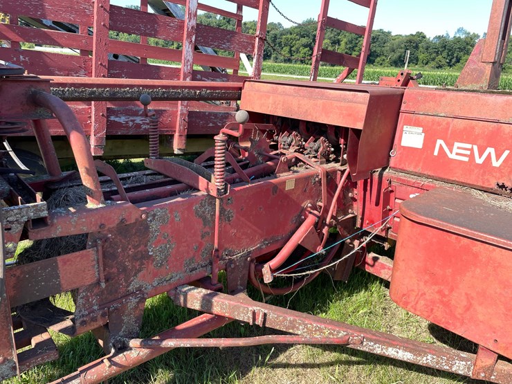 new-holland-315-image-17