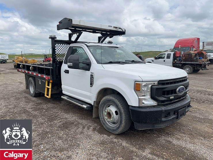 2020-ford-f350-image-2