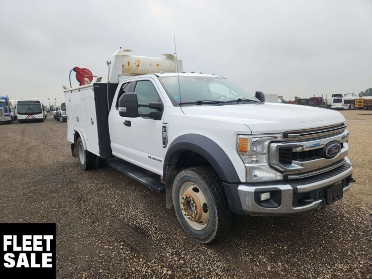 2020-ford-f550-image-2