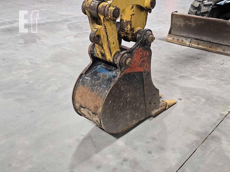 2019-caterpillar-303.5e2-cr-image-11
