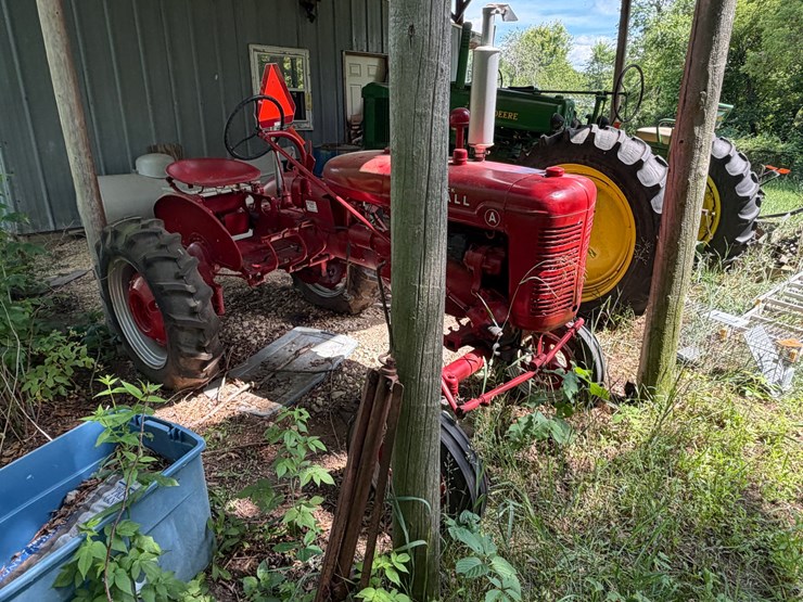 #1923-•-mccormick-farmall-a-tractor-image-3