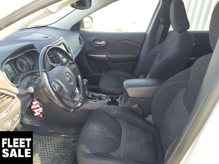 2019-jeep-cherokee-image-14