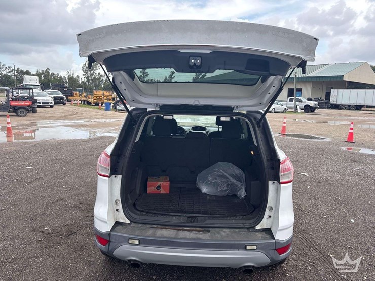 2014-ford-escape-image-16