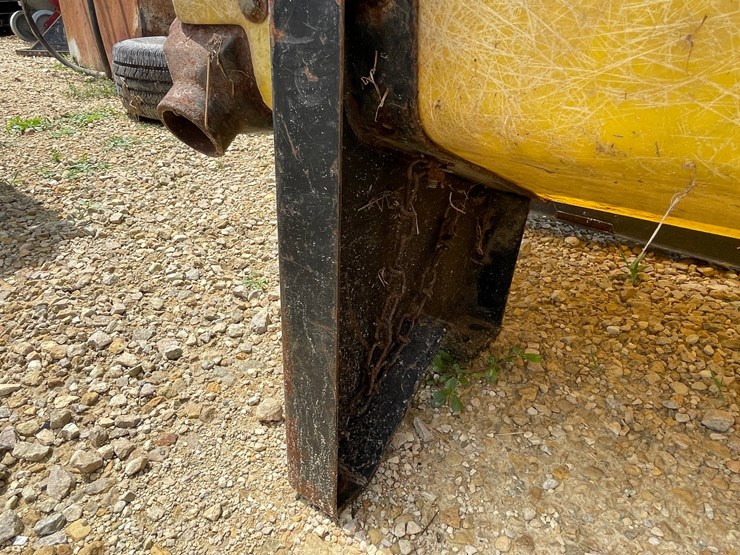 john-deere-7000-image-17