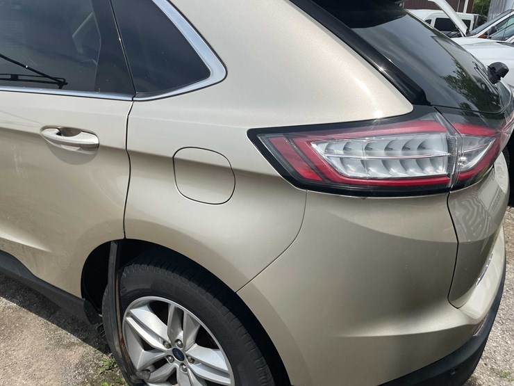 2018-ford-edge-sel-image-34