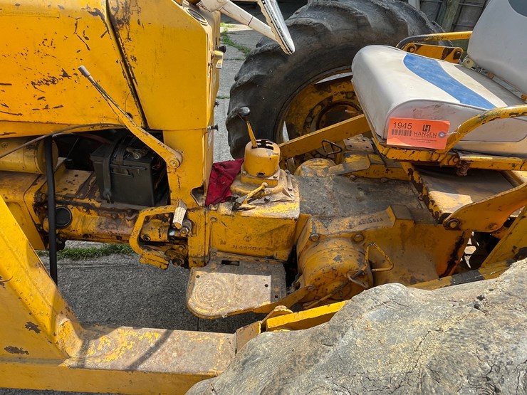 john-deere-440-image-30