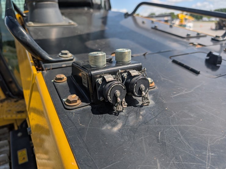 caterpillar-d5-image-20