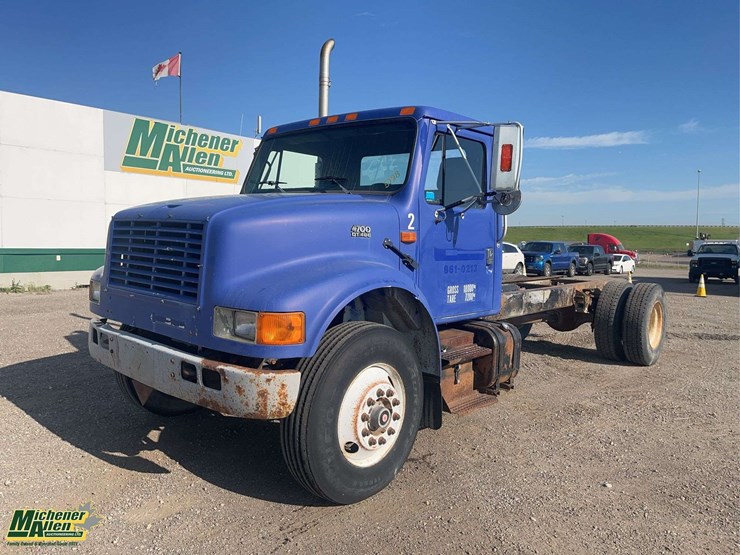international-4700-image-1