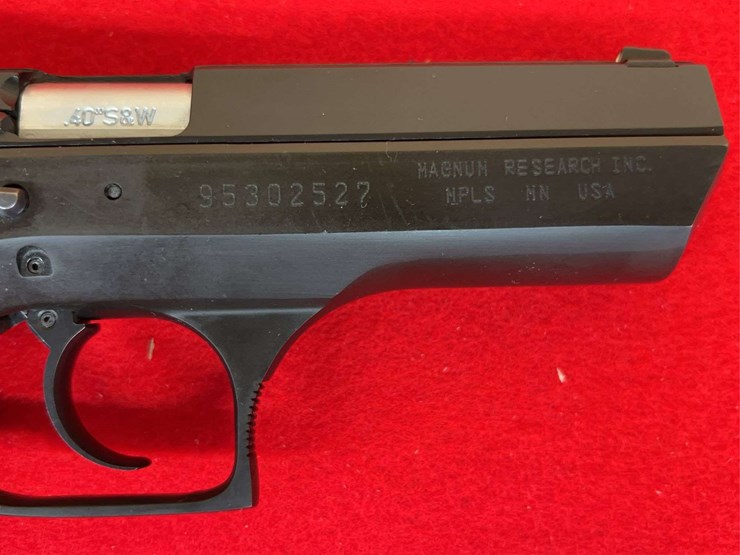 magnum-research/imi-desert-eagle-.40-s&w-semiauto-pistol-image-10