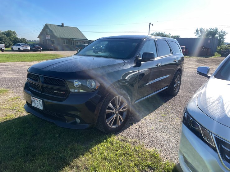 2013-dodge-durango-image-1