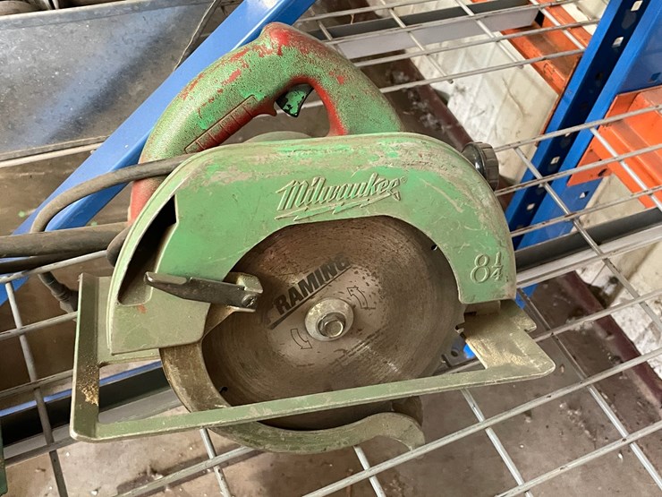 #4035-•-(2)-circular-saws-image-4