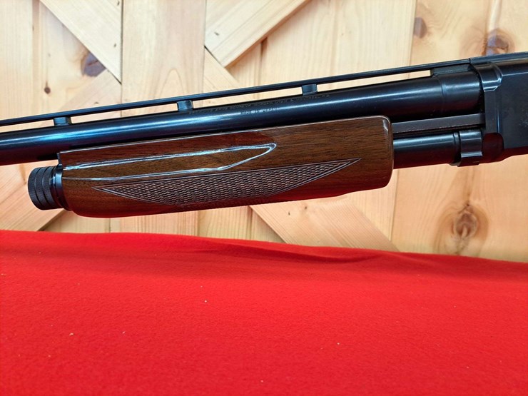 browning-bps-12-gauge-pump-action-shotgun-image-3