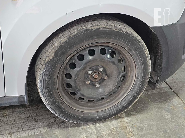 2019-ford-transit-connect-image-22