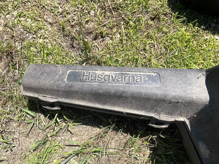 #3318-•-poulin-pro-classic-chain-saw-image-7