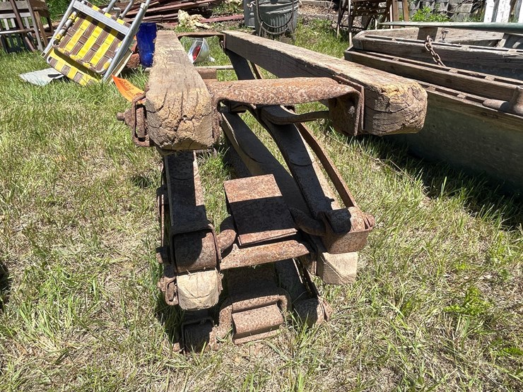 #3312-•-(2)-horse-buggy-springs-image-11