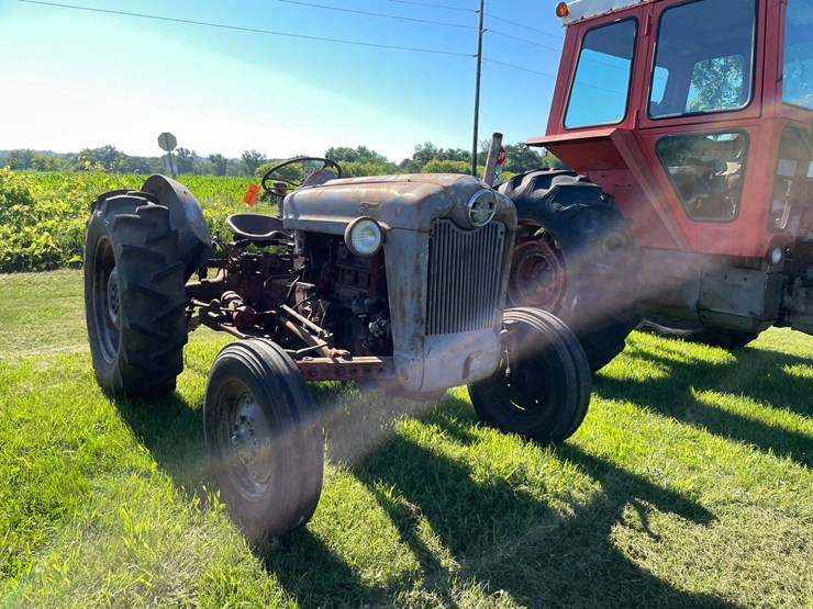 ford-850-image-3