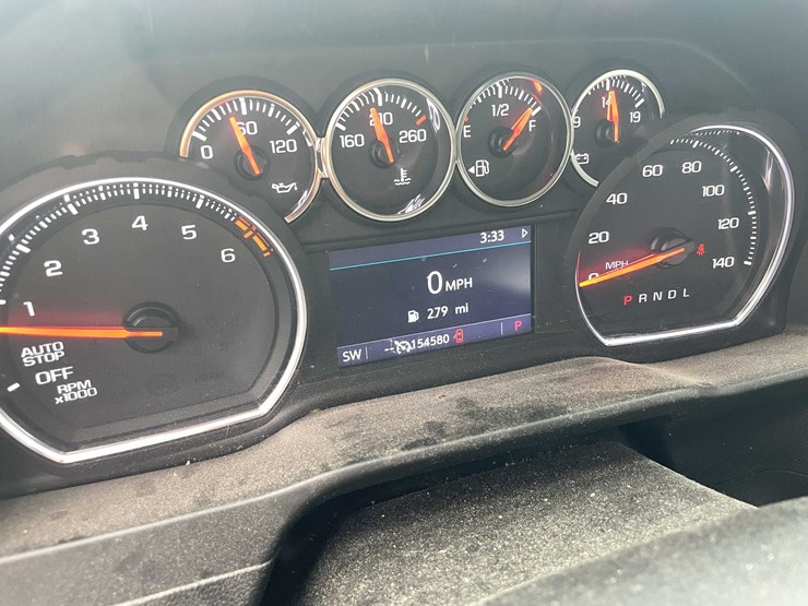 2020-chevrolet-1500-image-51