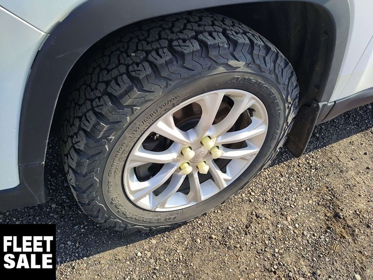 2019-jeep-cherokee-image-10