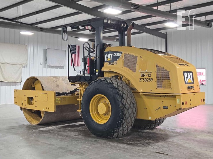 2016-caterpillar-cs56b-image-4