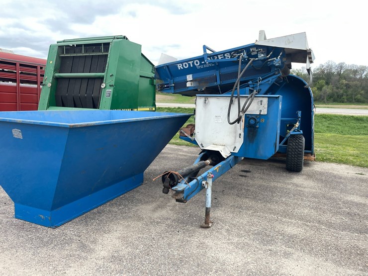 #1005-•-2008-9'-roto-press-bagger-image-1