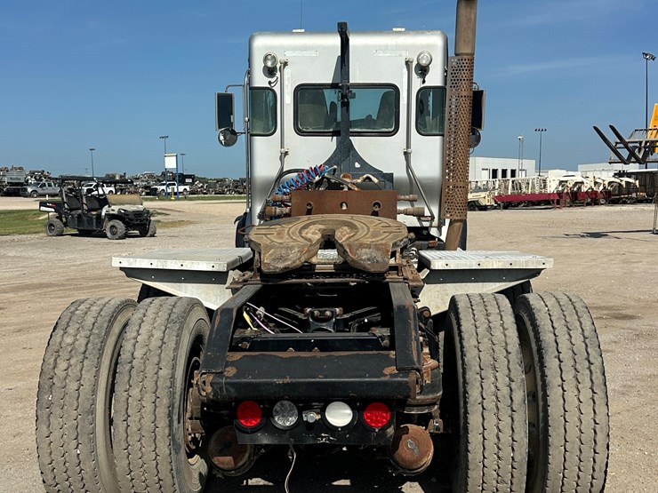 2012-kenworth-t800-image-7