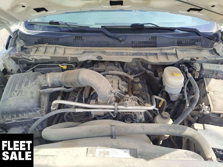 2013-dodge-3500-image-22