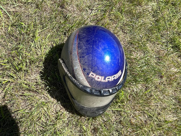 #3234-•-(2)-helmets-image-9