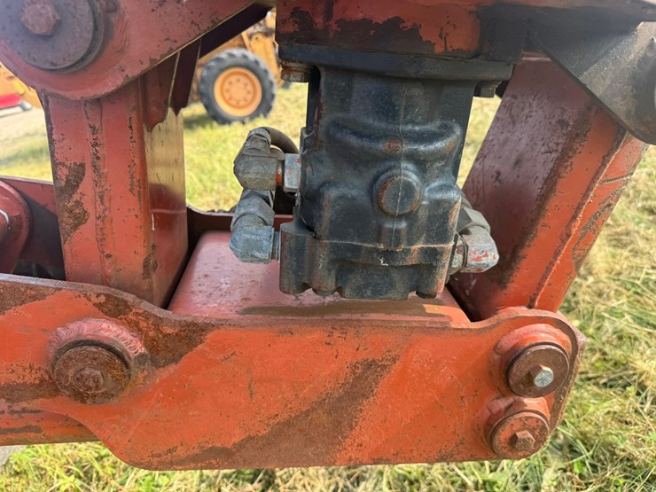 ditch-witch-3700dd-image-36
