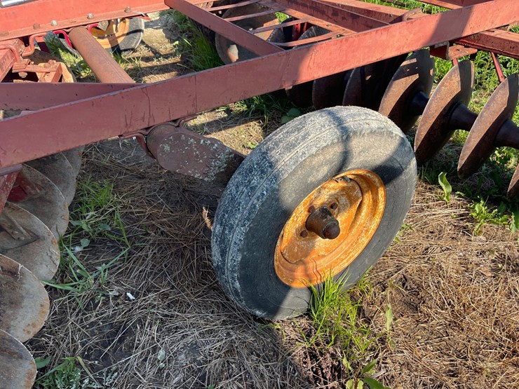 case-ih-370-image-10