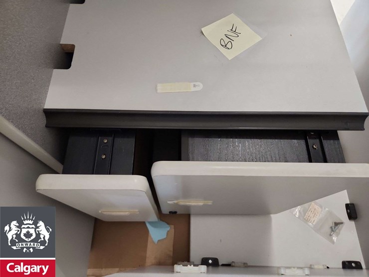 office-desk-image-5