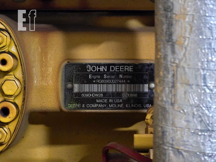 2016-deere-670g-image-25