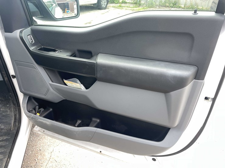 2023-ford-f150-xl-image-58