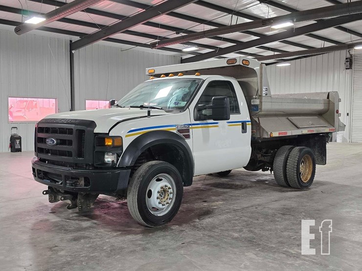 2008-ford-f550-image-1