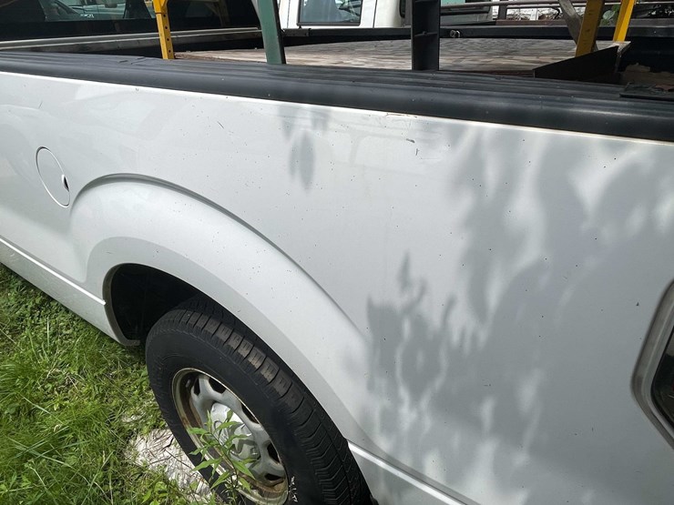 2014-ford-f150-xl-image-35