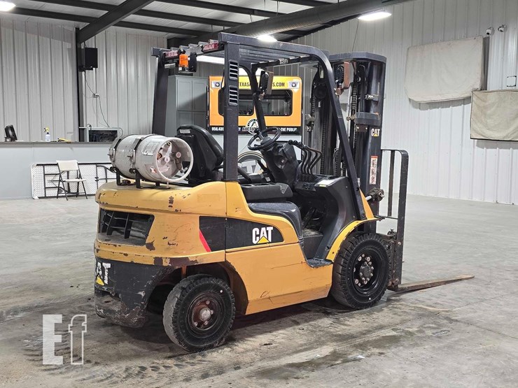 2020-caterpillar-gp25n-image-3