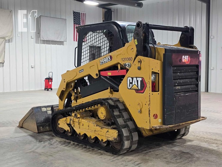 2021-caterpillar-259d3-image-4