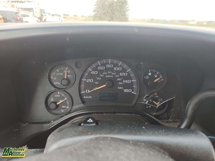 2004-gmc-2500-image-20