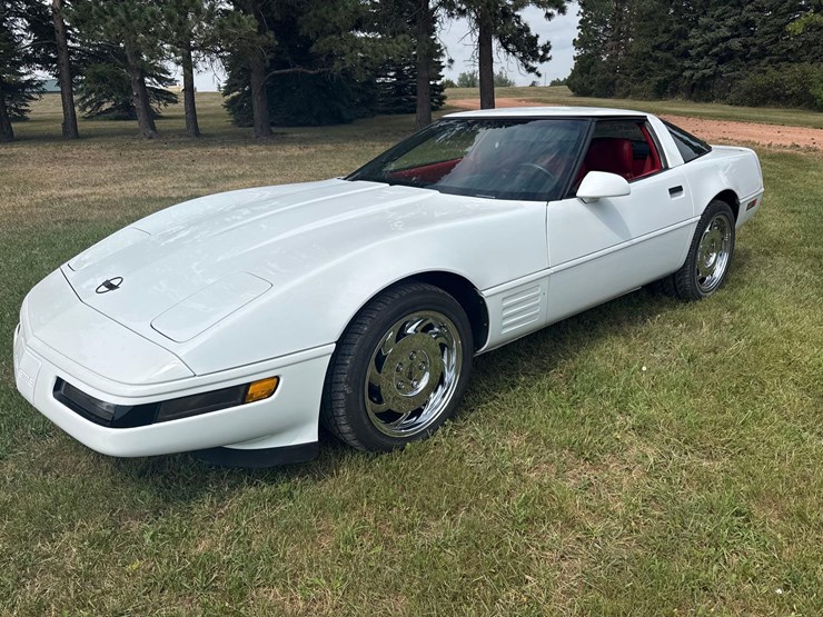 1992-chevrolet-corvette-image-1