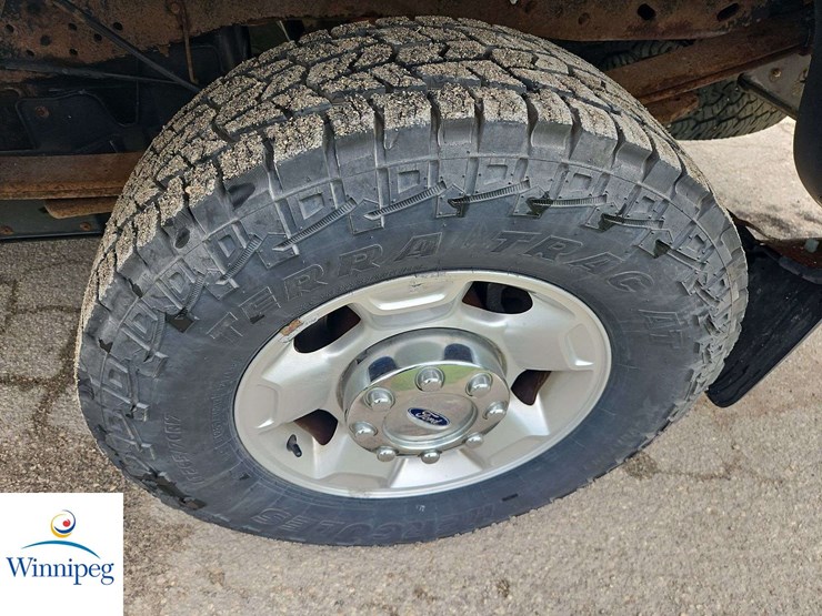 2011-ford-f250-image-11